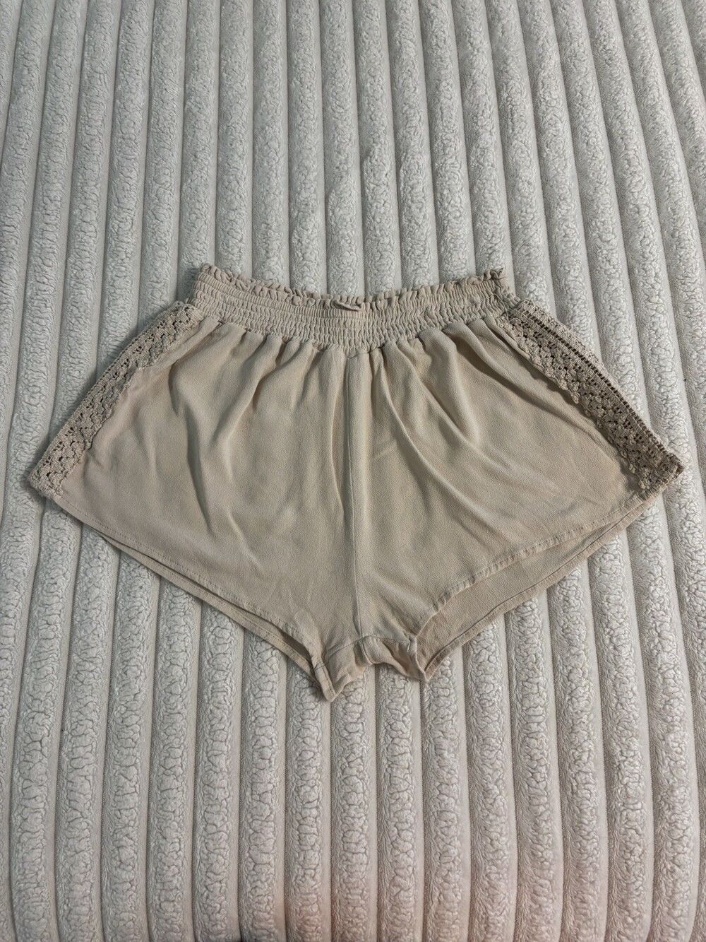 Ocean Drive Beige Beach Shorts Crochet Sides - Women's Sz M
